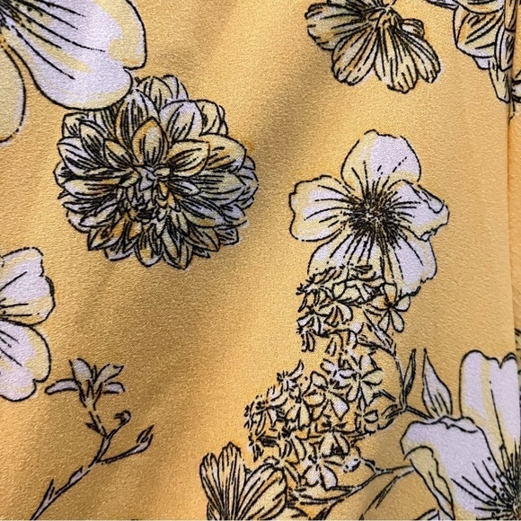 Torrid Faux Wrap Yellow Floral Dress (Size 10) - Picture 3 of 12